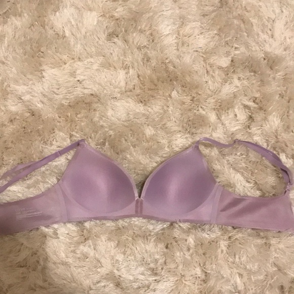 • SOLD • Everyday Gap Bras - Picture 6 of 7